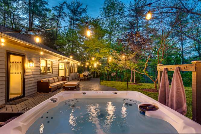 Luxury Moose Lodge at Bryce Resort